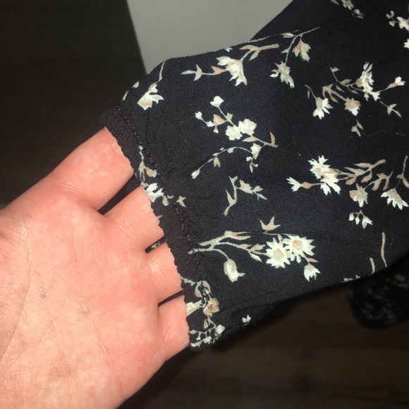 Ralph Lauren Black Floral Print Blouse - Picture 7 of 8